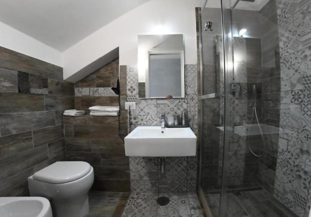 Monti Lungomare Bed & Breakfast